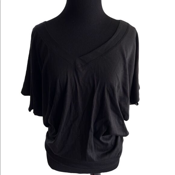 New 3 Dot top - Picture 1 of 4